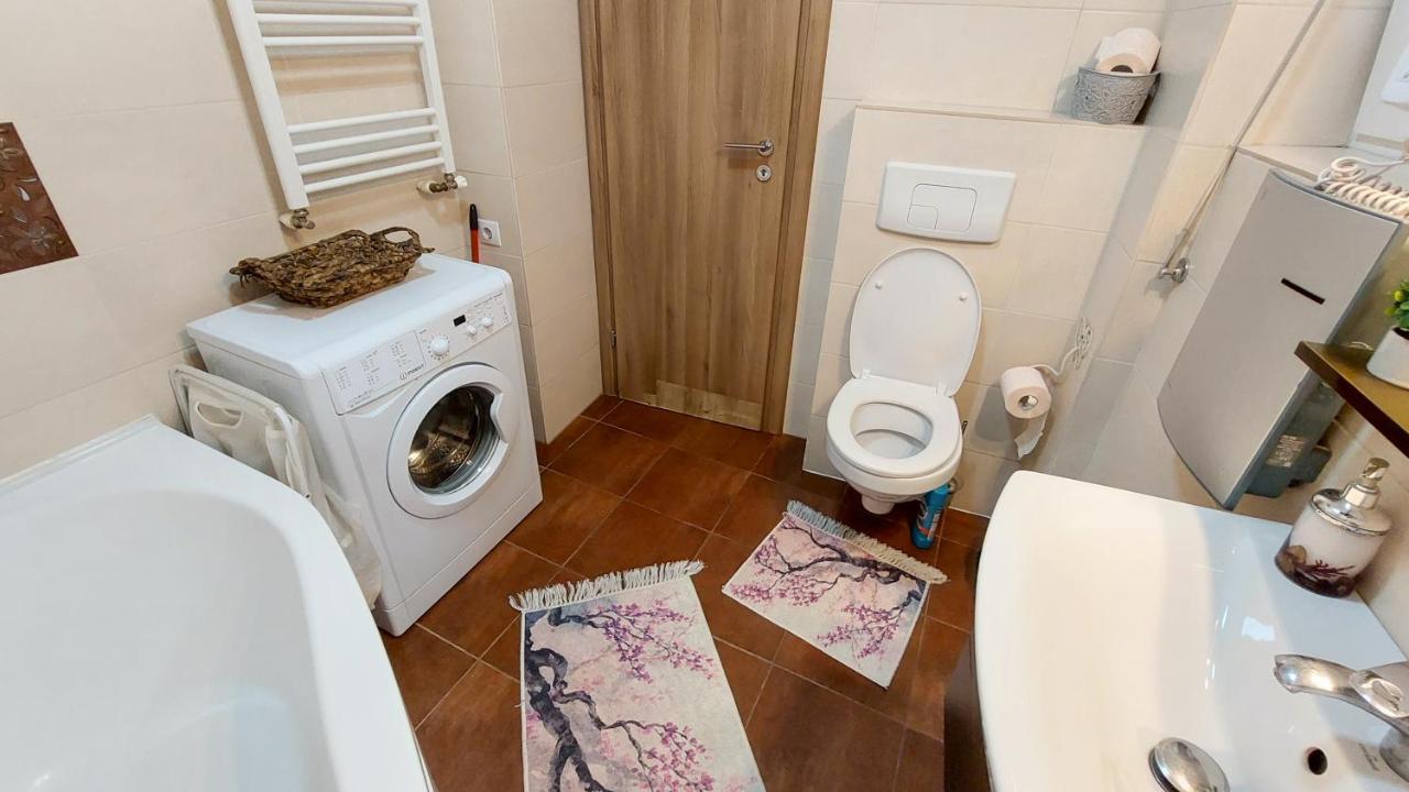 Apartament Fancy 1Bd Family Friendly In Historical Centre Bukareszt Zewnętrze zdjęcie